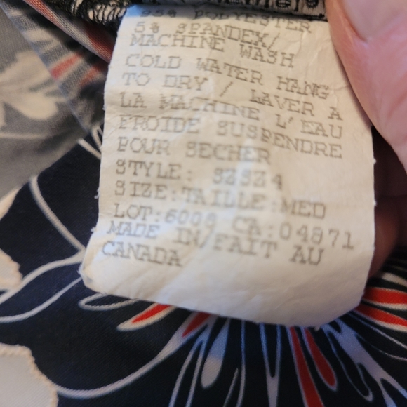 Clientele floral sleeveless top size M - Picture 8 of 9